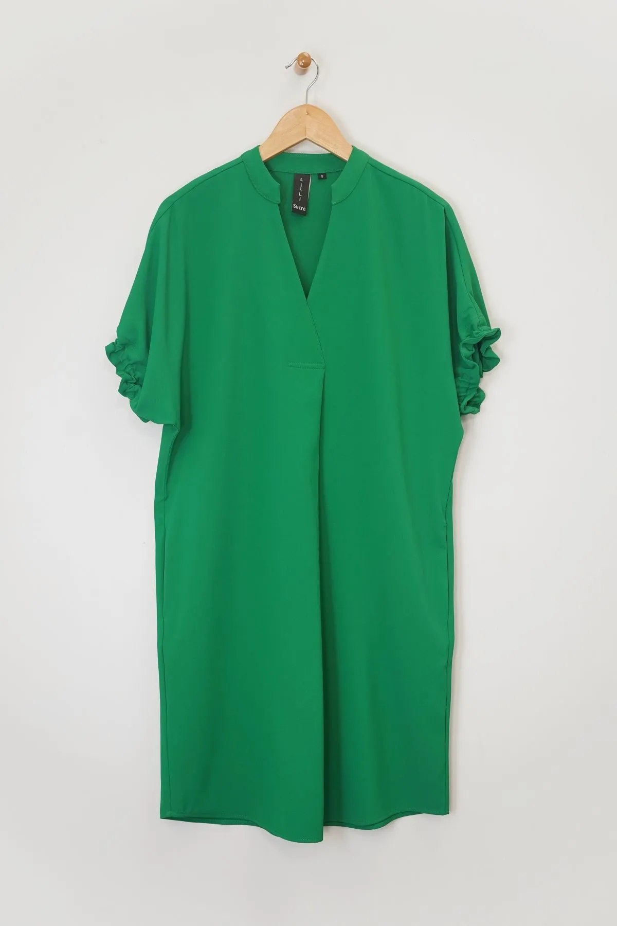 38" Short Elastic Sleeve Mandarin V Dress