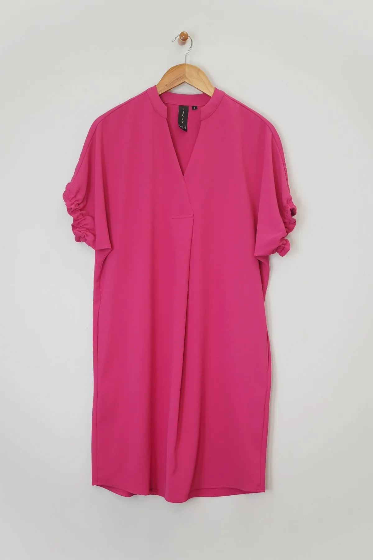 38" Short Elastic Sleeve Mandarin V Dress