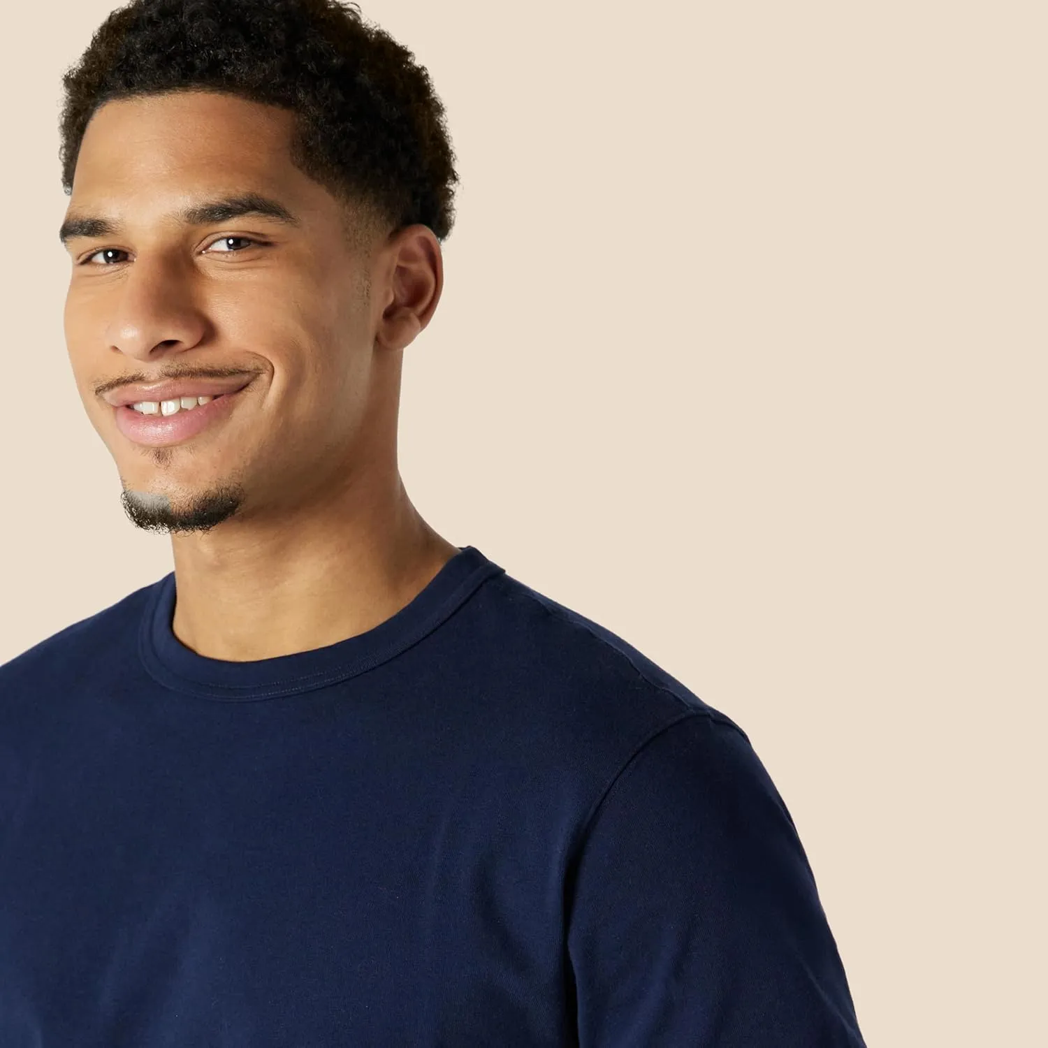 Amazon Essentials Men's Relaxed-Fit Heavyweight Cotton T-Shirt