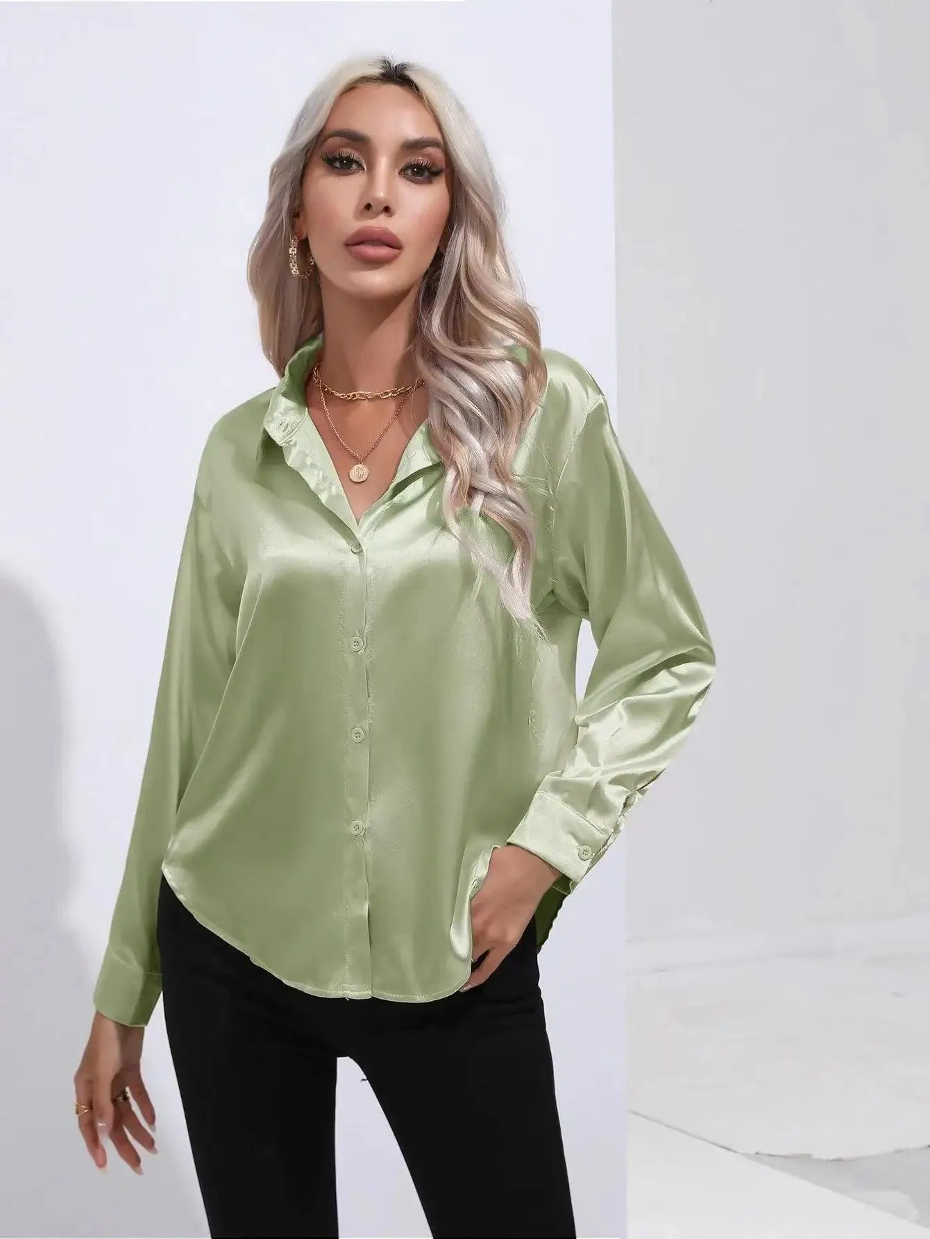 Celmia women Classic T-Shirt