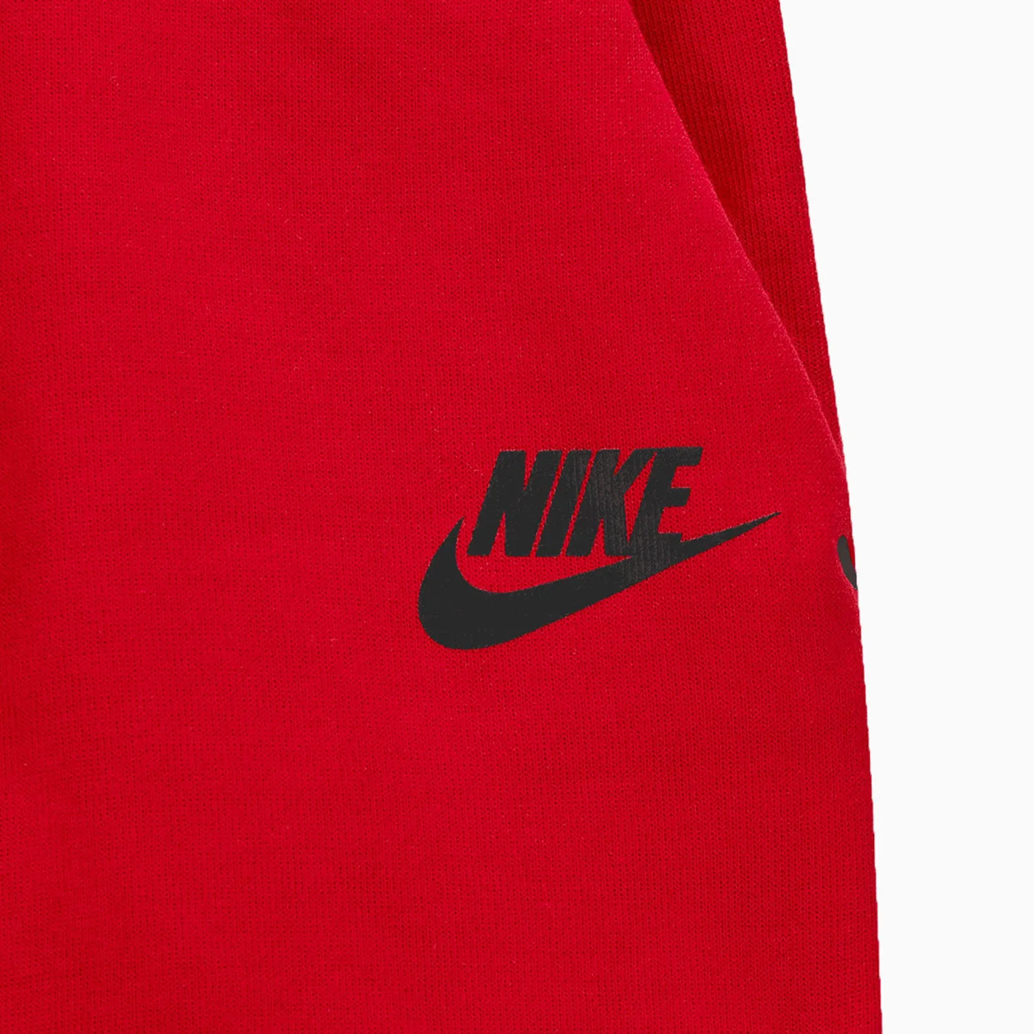 Kid's Nike Tech T Shirt And Shorts Outfit