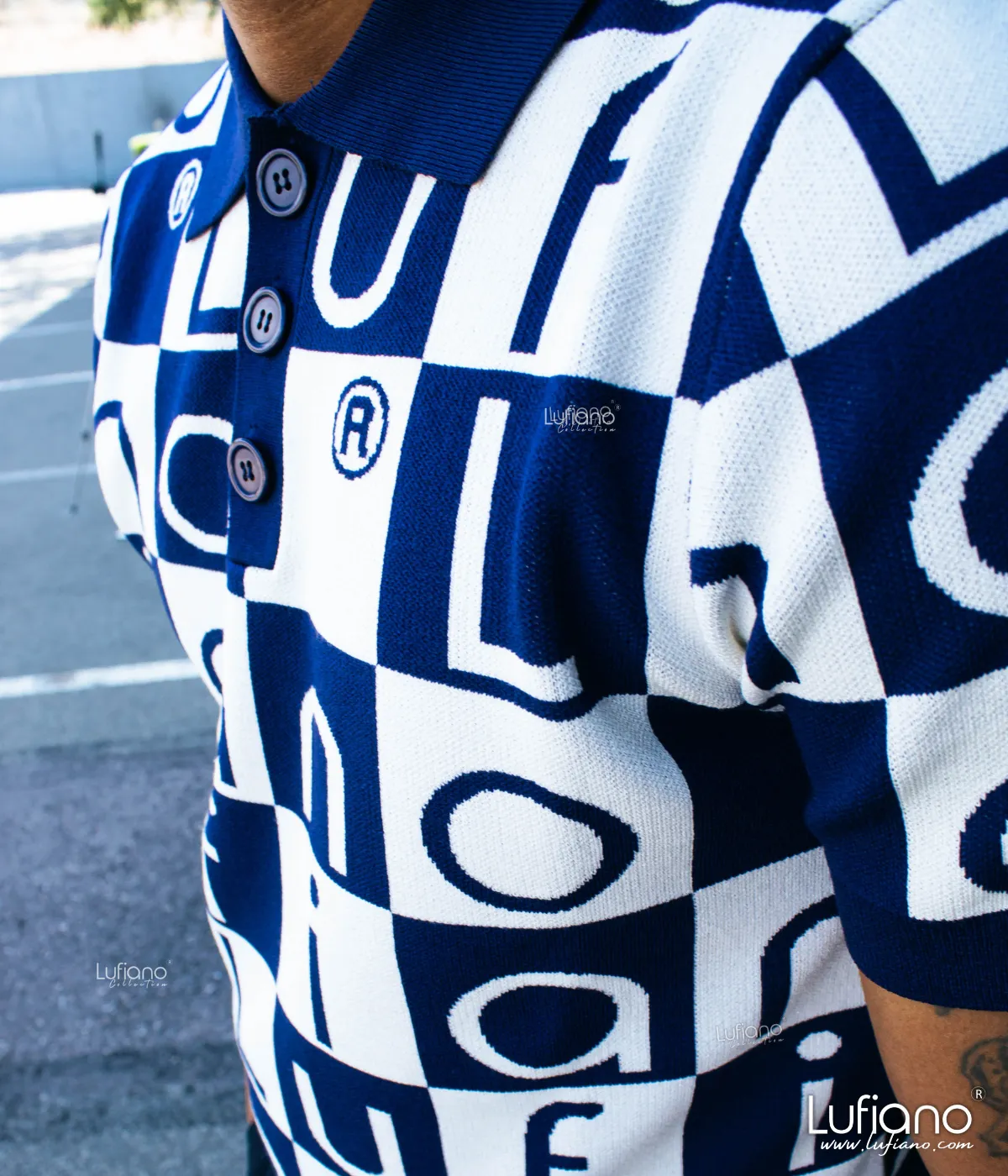 LFN007: Knit Top:Egyptian blue-off white