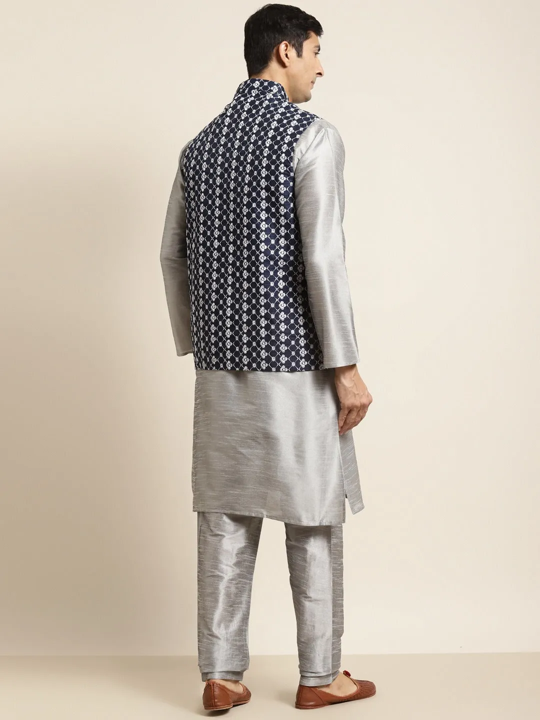Men's Silk Blend Grey Kurta Pyjama & Silk Blend Navy Blue Embroidered Nehrujacket - Sojanya