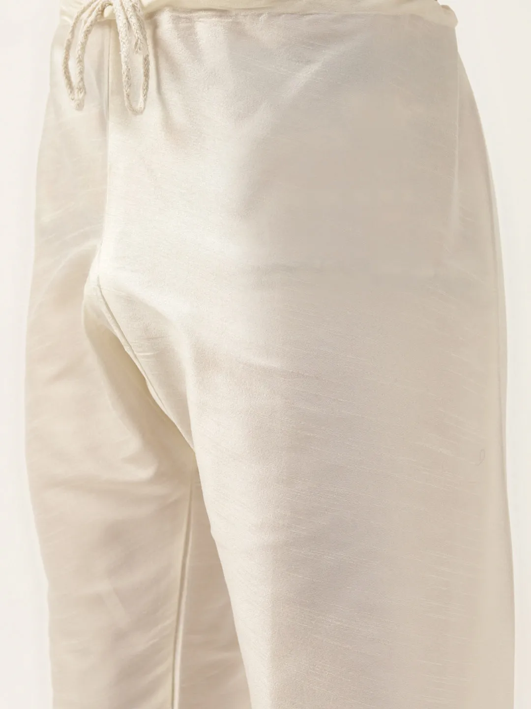 Men's Silk Blend Off White Kurta Pyjama & Navy Nehrujacket Combo - Sojanya