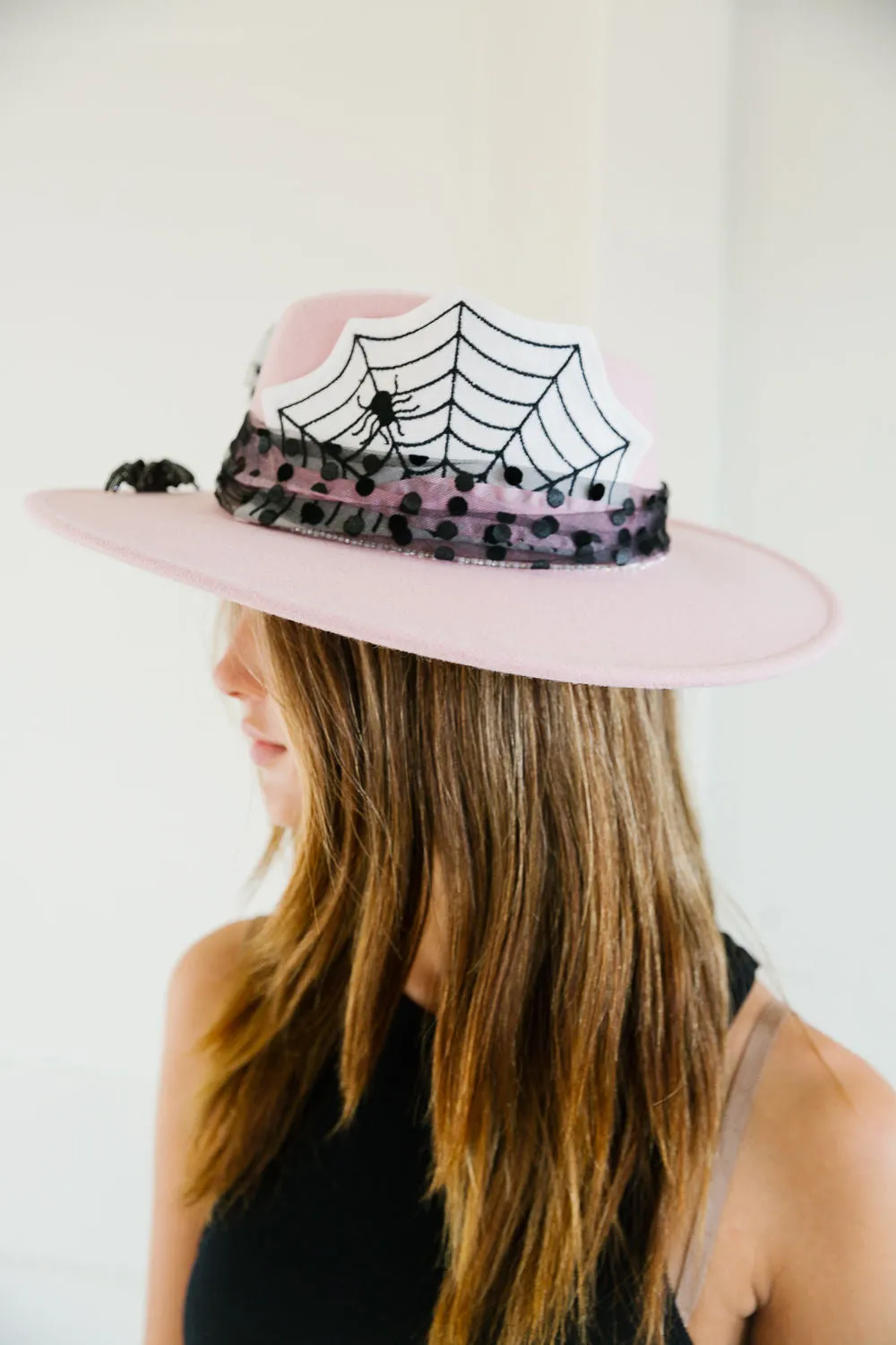 NIGHT CRAWLERS PINK RANCHER HAT
