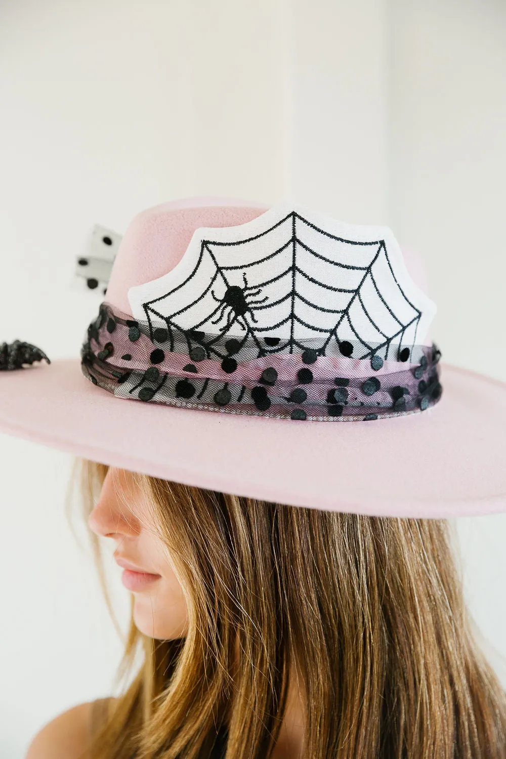 NIGHT CRAWLERS PINK RANCHER HAT