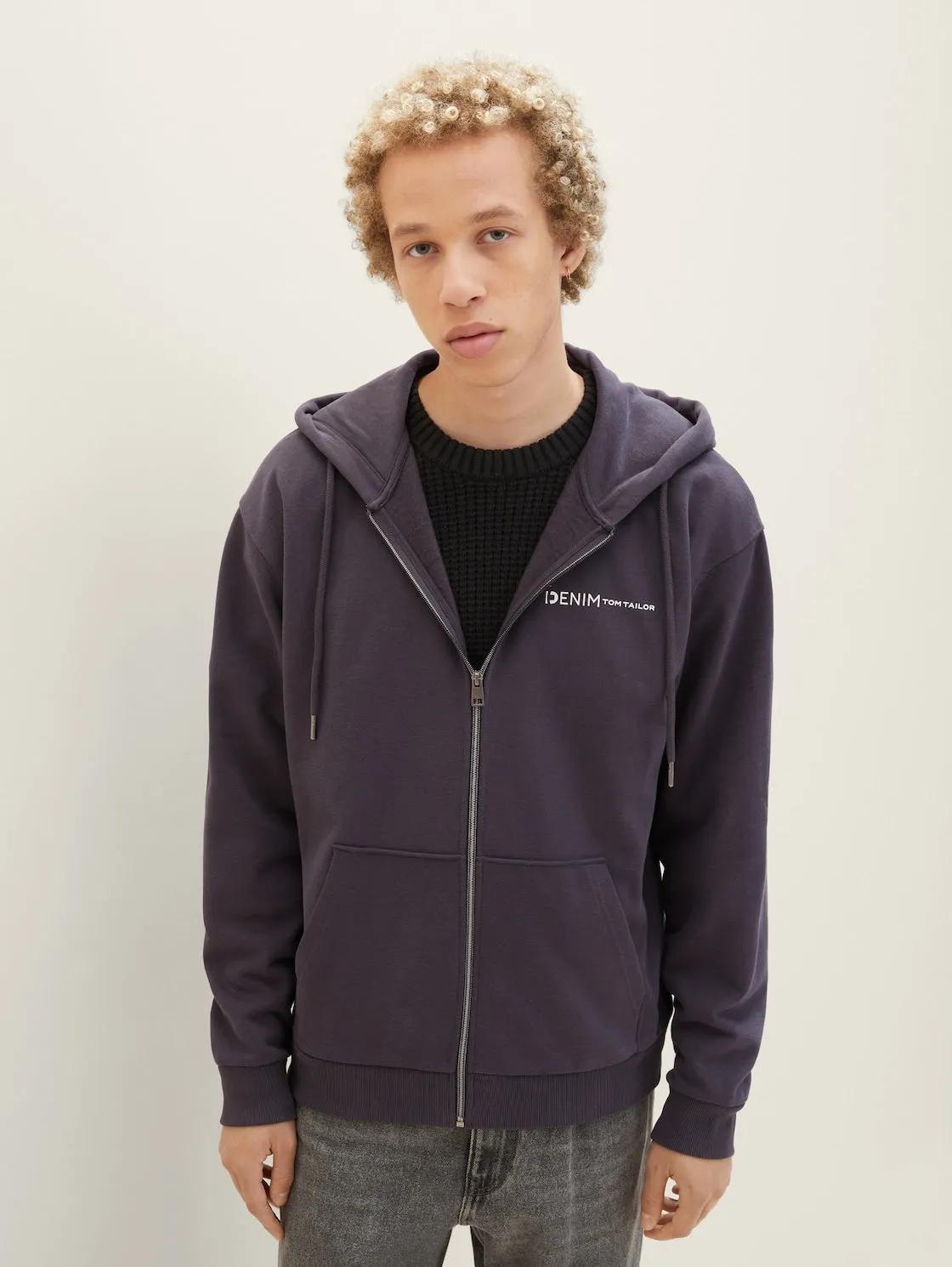ZIPPER HOODIE JACKET